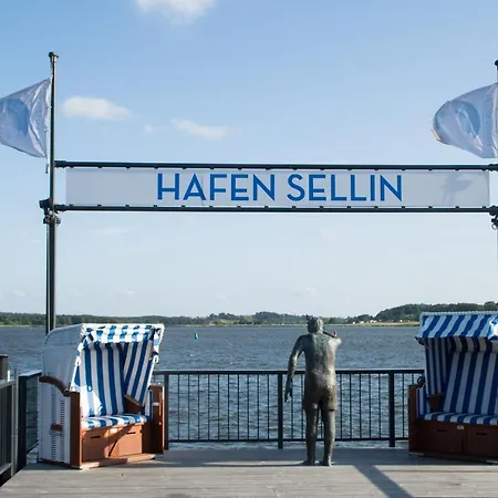 Mit Seeblick Und Balkon Sellin (Rugen)