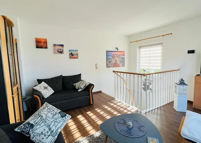 Mit Seeblick Und Balkon Appartement *