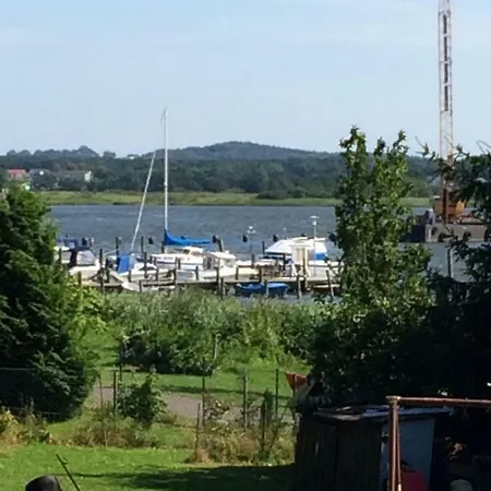 Mit Seeblick Und Balkon Apartmán