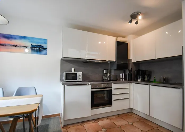 Apartman Mit Seeblick Und Balkon